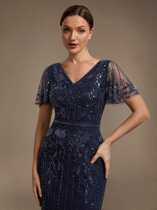 Plus Size Short Sleeve Tulle Sheath V-Neck Ruffle Cocktail Dresses