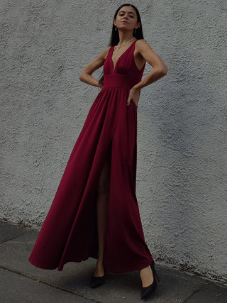 Sleeveless Bridesmaid Dresses with Deep V Neck and A Line