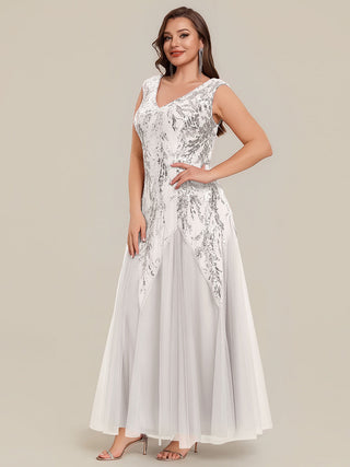 Strapless V-Neck A-Line Floor Length Embroidered Evening Dresses