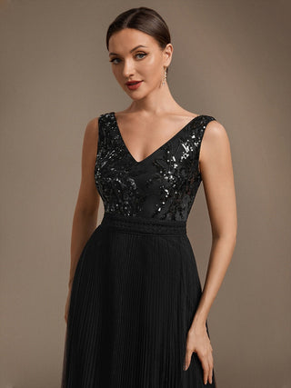 Plus Size Sleeveless Tulle V-Neck A-Line Sequin Lace Wedding Guest Dresses