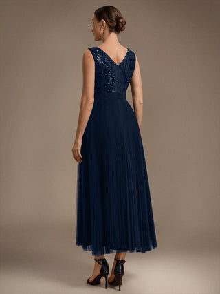 Plus Size Sleeveless Tulle V-Neck A-Line Sequin Lace Wedding Guest Dresses