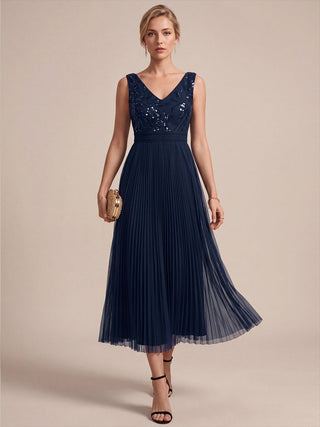 Plus Size Sleeveless Tulle V-Neck A-Line Sequin Lace Wedding Guest Dresses