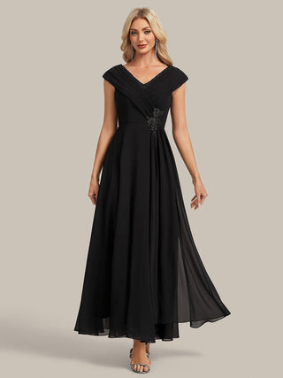 Plus Size Deep V-Neck Cap Sleeve Chiffon A-Line Mother of the Bride Dresses