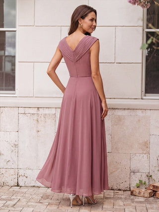 Plus Size Deep V-Neck Cap Sleeve Chiffon A-Line Mother of the Bride Dresses