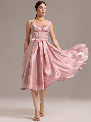 Sleeveless sweetheart neckline A-line mid-length dress suitable for various occasions
